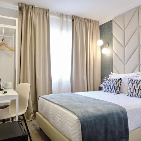 Hotel Patria *
